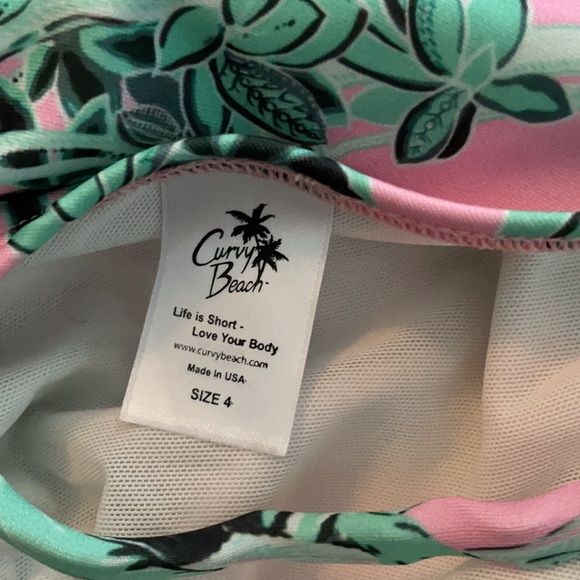 Curvy Beach Bathing Suit Top- large breast size - Picture 3 of 4